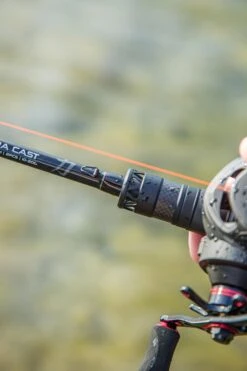 Ultimate Chikara Cast 2,10m 10-20g -Pêche Série Boutique 24277f0620ea360e