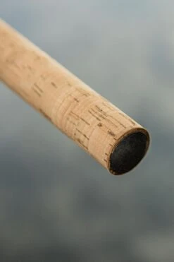 Ultimate Recruit Feeder 330 Cork -Pêche Série Boutique 2c95ab4130ccfffe