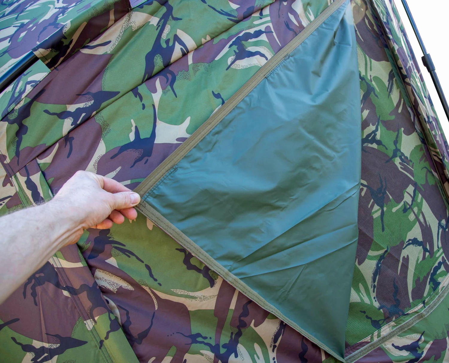 Ultimate Bionic Bivvy DPM Camouflage 2-Man 7 Ultimate Bionic Bivvy DPM Camouflage 2-Man – Image 5