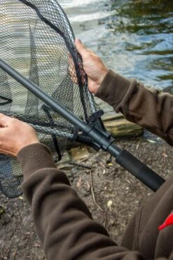 Ultimate Specimen Predator Net - Large (85x60x50cm) 27 Ultimate Specimen Predator Net - Large (85x60x50cm) -Pêche Série Boutique ac01d585b031be50