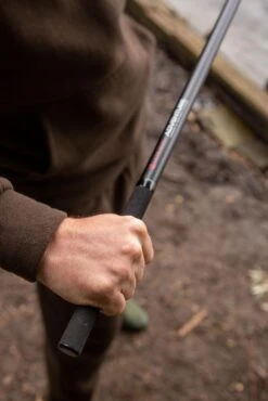 Ultimate Adventure Carp Net 42'' With 2pcs Handle